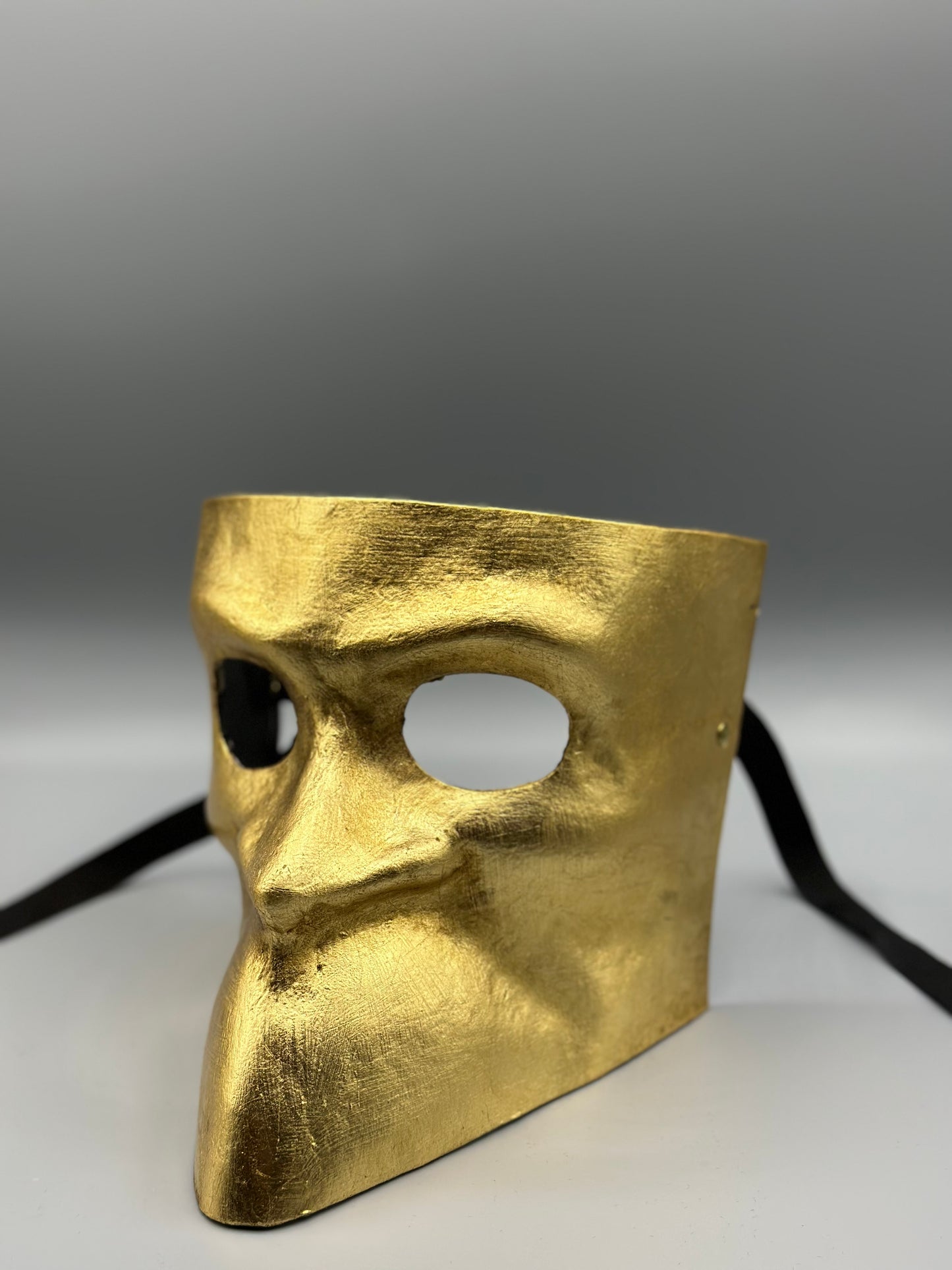 Bauta mask